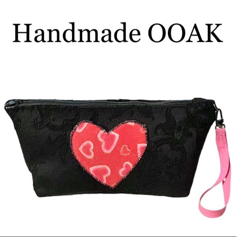 HAND CRAFTED Clutch/Wristlet, Black Fabric Floral Pattern with Appliqué Heart